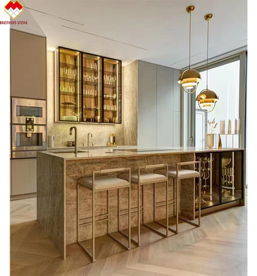 18 มม CNF Taj Mahal คาวตาร์ซิตสีขาว Cristallo Backlit Stone Countertop สําหรับตกแต่งบ้าน