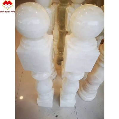 สีขาว Onyx มาร์บอร์หินแกรนิต รางการ์ด แฮนเดริล Balauster Balustrade สําหรับบันไดในอพาร์ทเมนต์