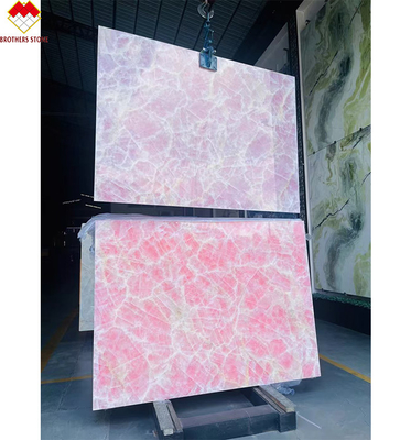 โต๊ะคอนเทป พื้นตะเบียน ดอกมะพร้าวสีชมพู Onyx ดอกมะพร้าวสล็อบที่มีแสงเบื้องหลัง