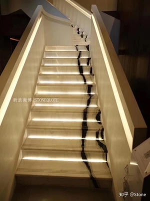 9/12/15mm ความหนา LED Light Follows ปันดา ขาว มาร์บอร์บันไดด้วยหินธรรมชาติ