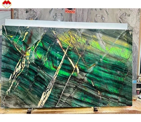18 20 มิลลิเมตรหนา Fuchsite คริสตัลเขียวหรูหรา Royal Emerald Green Quartzite คอนทับ