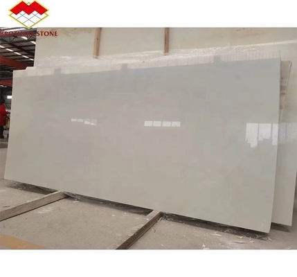 Custom โมเดิร์น White Onyx มาร์บอร์สล็อบสําหรับบันได โต๊ะทานข้าว ห้องเตาหิน