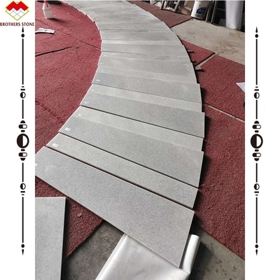 ODM / OEM customized marble crystal white for stairs Thread Onyx Marble Staircase ในโฟชาน
