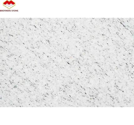 ตะเบียนแกรนิตธรรมชาติที่เผาไหม้ ตัดตามขนาด สําหรับห้องครัวสีขาวที่ทันสมัย