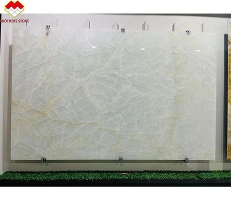 FOB แปลงน้ําแข็งโปร่งใส สีขาว Onyx มาร์บอร์ LED แบคไลท์ สล็อบสําหรับวิลล่า หลังผนัง