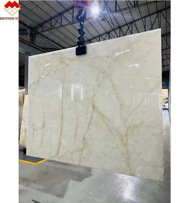 FOB แปลงน้ําแข็งโปร่งใส สีขาว Onyx มาร์บอร์ LED แบคไลท์ สล็อบสําหรับวิลล่า หลังผนัง