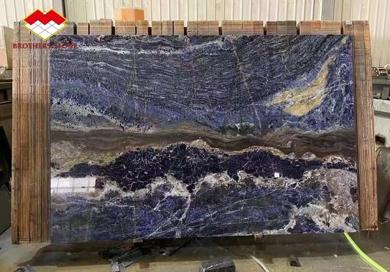 ความแข็งแรงในการบด 50.4 MPa ราคาบายาสีน้ําเงิน มาร์บูลดรีม แบคไลท์ หินสําหรับโรงแรมและวิลล่า