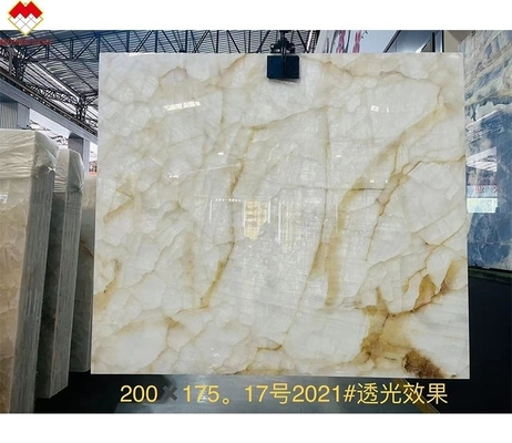 วิลล่าโมเดิร์น ดีไซน์ สีขาวโอนิกซ์ สีขาวสล็อบมาร์บอร์สําหรับผนังห้องนั่งเล่นและพื้น