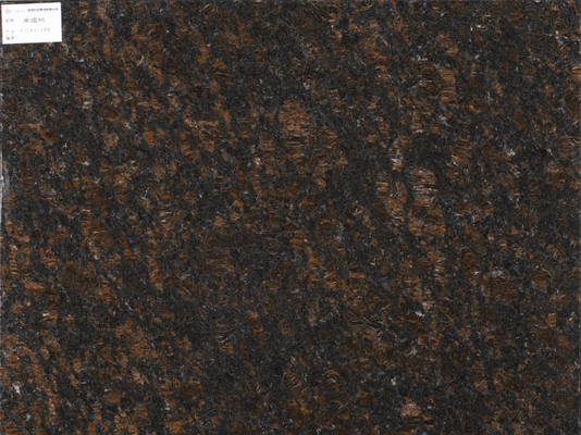 14.5 Mpa กระเบื้องหินแกรนิตธรรมชาติ Tan Brown สำหรับขั้นตอน