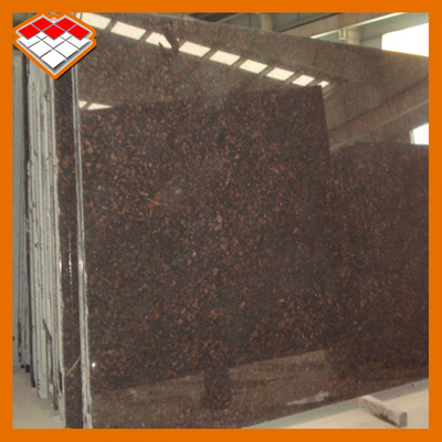14.5 Mpa กระเบื้องหินแกรนิตธรรมชาติ Tan Brown สำหรับขั้นตอน