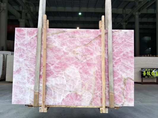 Backlit Ice Age Onyx Marble Wall Panel คริสตัลโปร่งแสง Pink Onyx Countertop