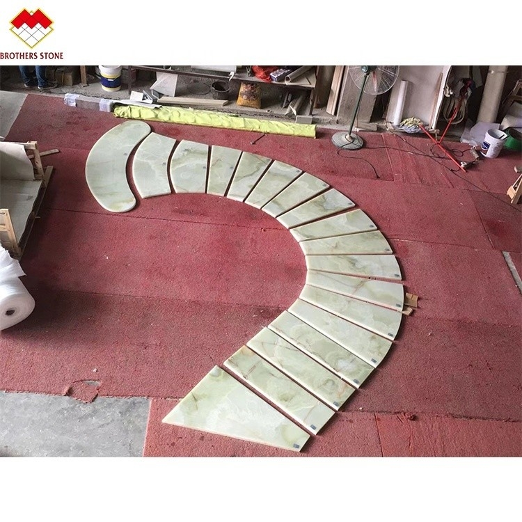 หรูหรา โมเดิร์น ด้านใน กระดุมสไพรอลและตรง Onyx Stairs Emerald Green Light Green Onyx Backlit หินภายในสําหรับการออกแบบบันได