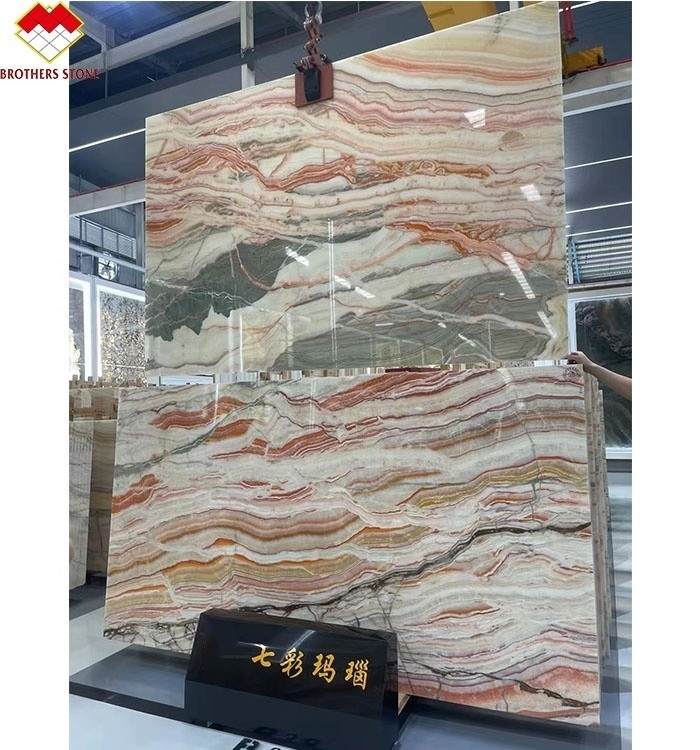 การแข่งขัน Onyx Stone Veneer Book Match สีสัน Onyx Flooring Tile หลังแสงสายรุ้ง
